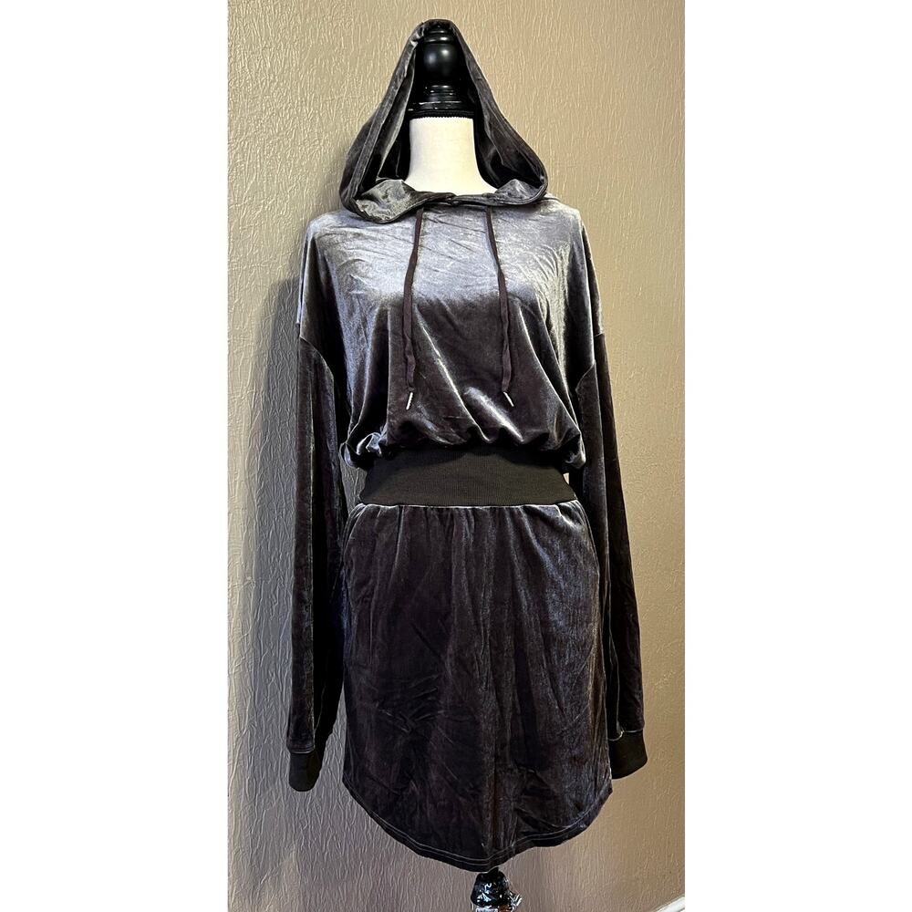 Fashion Nova Erin Velvet Hooded Whimsigoth Mini Dress Women's Gray Medium New